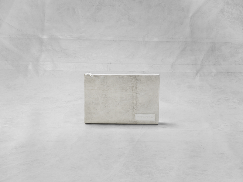 F720_Chuck-Single_ONanzig_RGB_HighRes